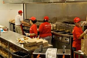 SAD: U aprilu otvoreno 115 hiljada novih radnih mjesta