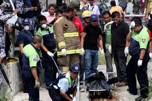 Meksiko: Devet ljudi obješeno na mostu