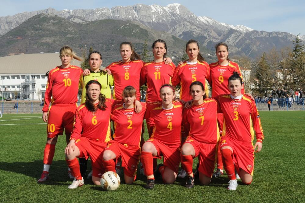 crnogorske fudbalerke, Foto: Savo Prelević