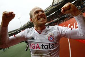 Juve, Siti i Totenhem čekaju Robena