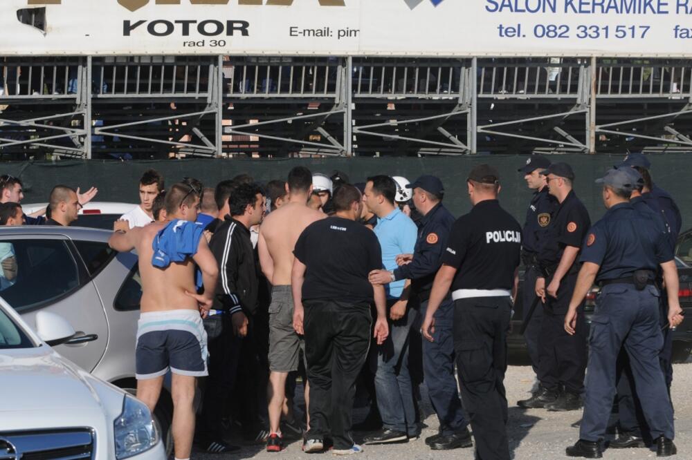 Policija, Foto: Savo Prelević