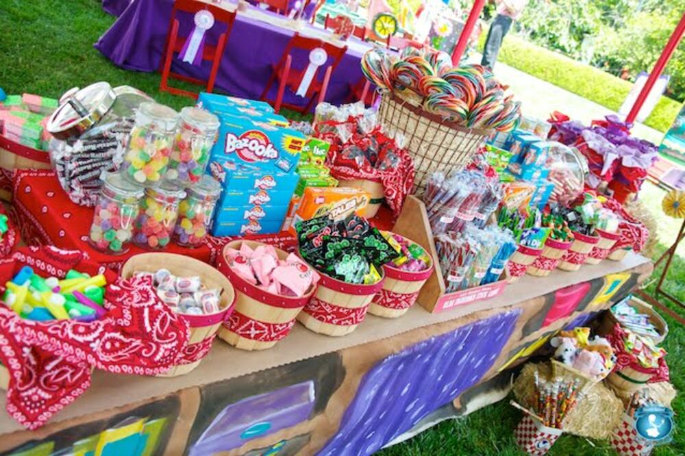 slatkiši, Foto: Bellagracepartydesigns.blogspot.com