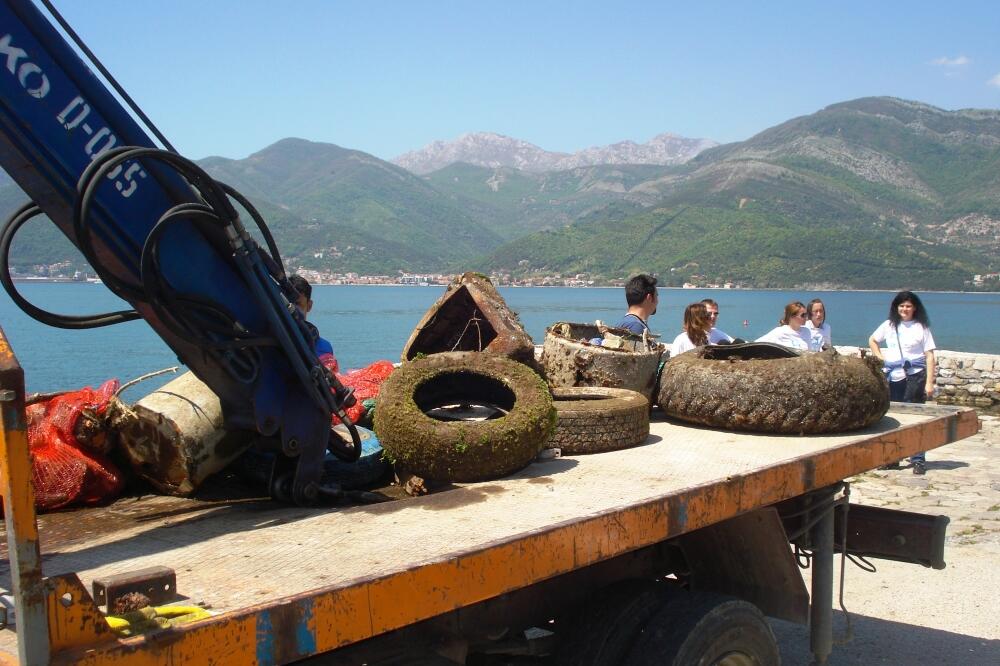 Tivat, Otpad, Foto: Siniša Luković