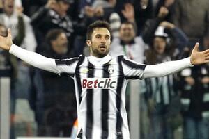 Vučinić: Žrtvujem se za ekipu