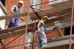 Građevinari najčešće krše zakon, radnici nezaštićeni