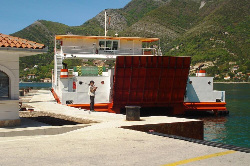 Teodo, trajekt Teodo, Foto: Siniša Luković