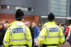 U Velikoj Britaniji uhapšeno pet osoba osumnjičenih za terorizam