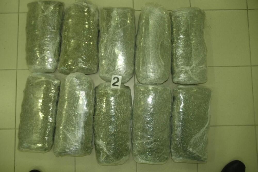 skank, Foto: Uprava policije