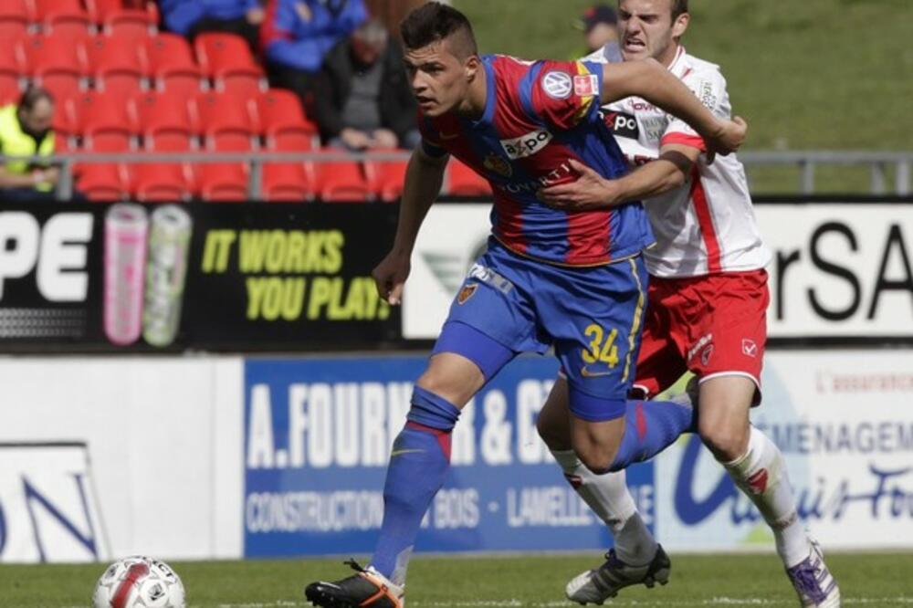 Granit Džaka, Foto: Reuters