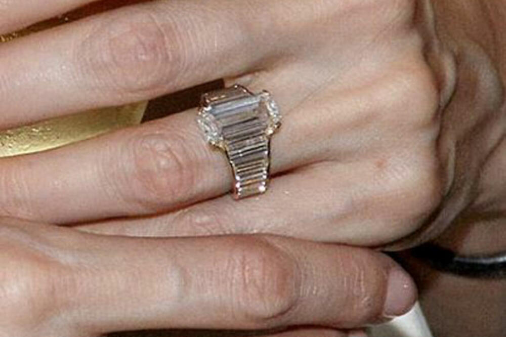 prsten Anđeline Džoli, Foto: 25karats.com
