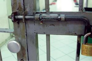 Neki službenici ZIKS-a dobro zarađuju od nečasnih poslova