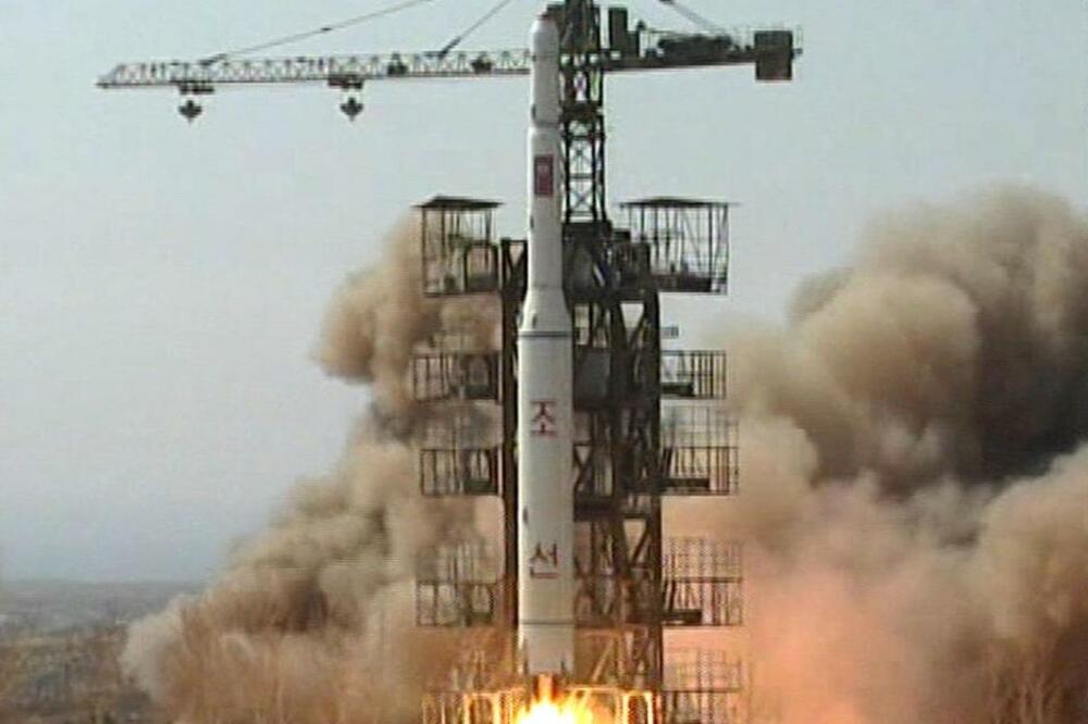 Sjeverna Koreja raketa, Foto: Http://bostonglobe.com