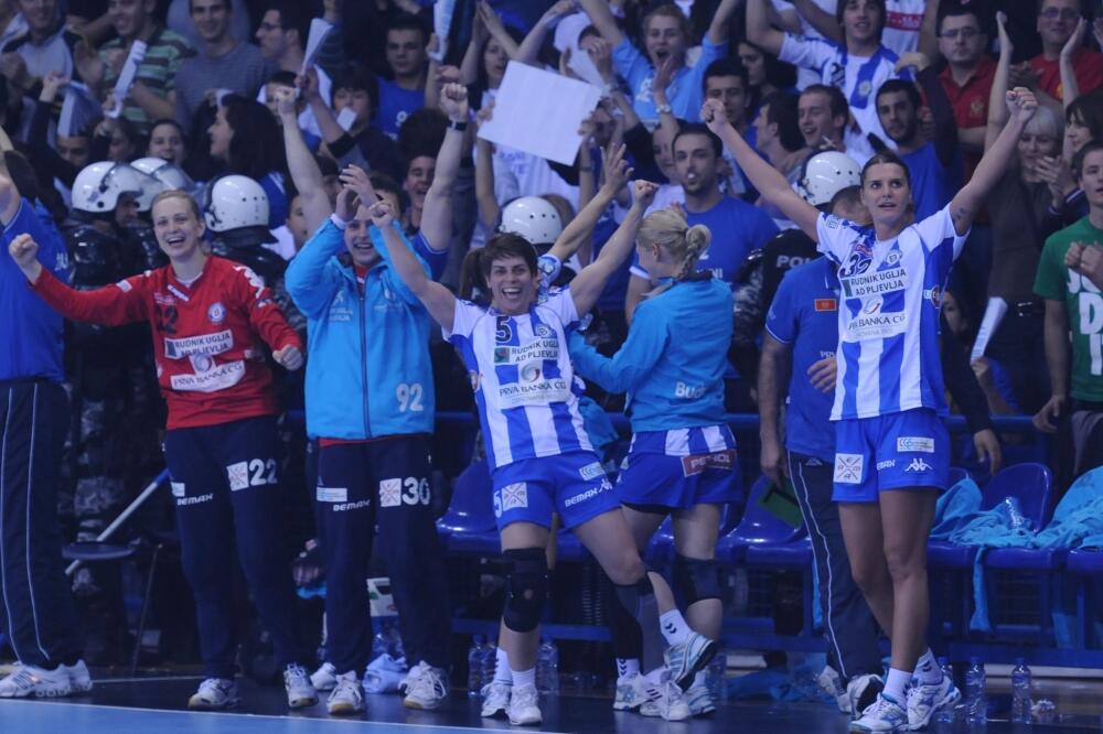 Budućnost Larvik, Foto: Vesko Belojević