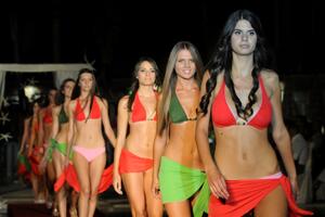 Izbor za Mis CG će primati i đetiće ako promijene pol