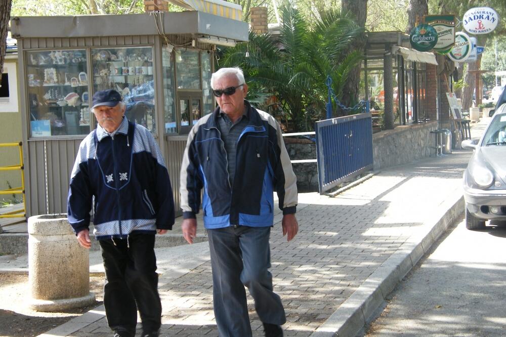 penzioneri Budva, Foto: Vuk Lajović