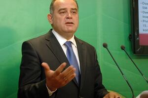 Simović: Radulović podsjeća na barona Minhauzena