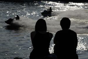 Oblačno, tokom noći kiša