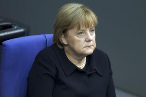 Merkel: Izlazak Grčke iz eurozone bi imao katastrofalne posljedice