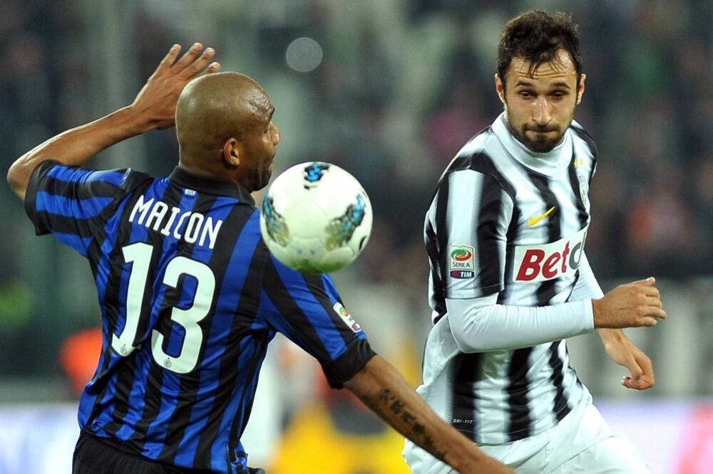 Vučinić i Majkon, Foto: Beta/AP