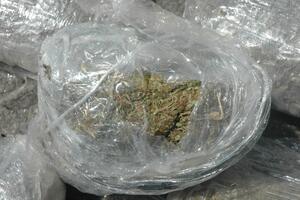 Policija zaplijenila 100 grama skanka