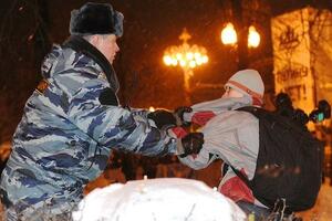 Ruske vlasti da prestanu sa hapšenjem mirnih demonstranata