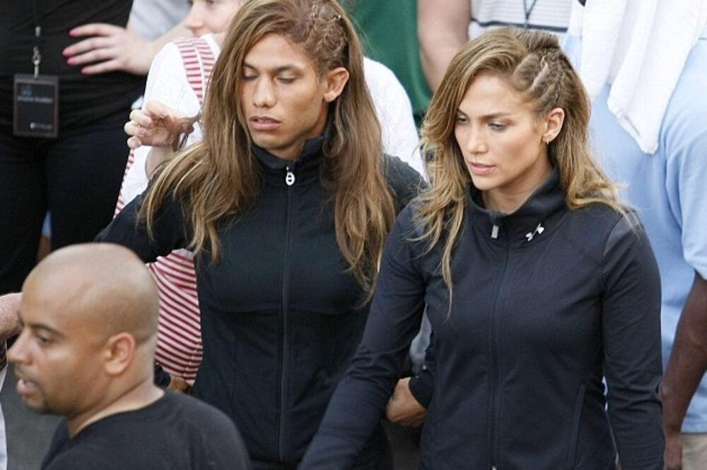 Dženifer Lopez, dubler, Foto: Bellenews.com