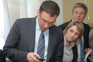 Kuznjecov zove poslanike u Moskvu