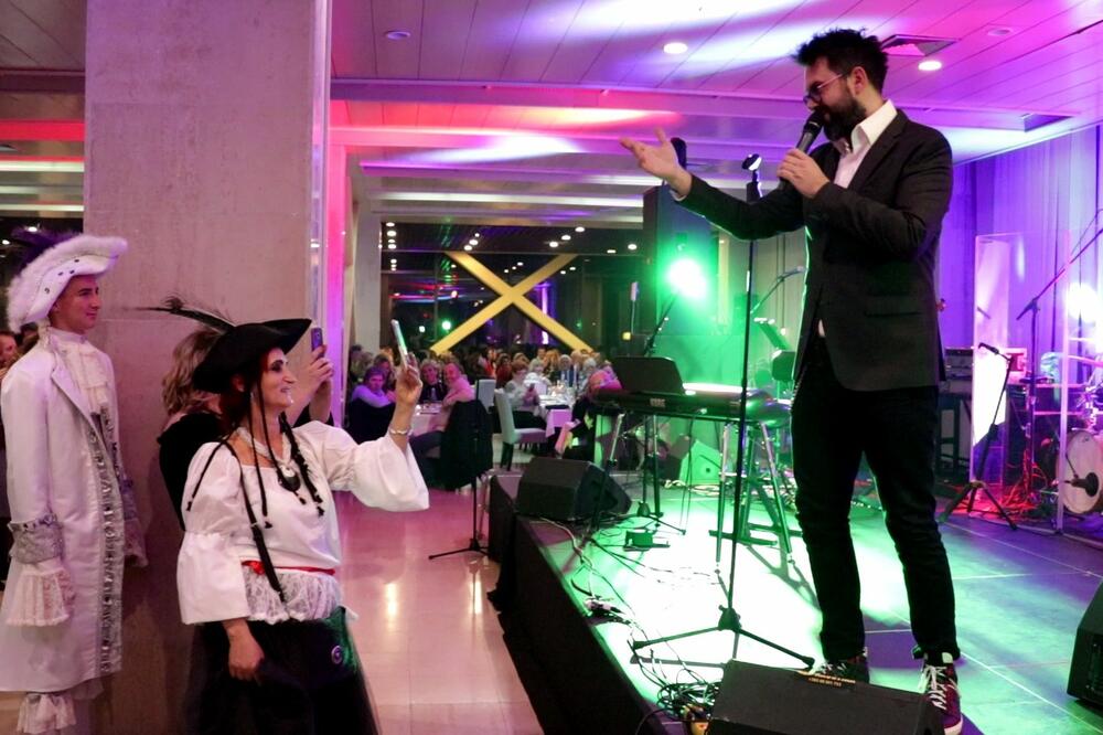 Grašo zabavljao Novljane i goste