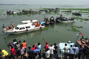 U brodolomu u Bangladešu 110 mrtvih