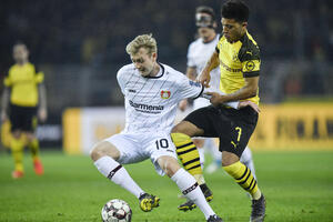 Dortmundu derbi i novi bijeg Bajernu