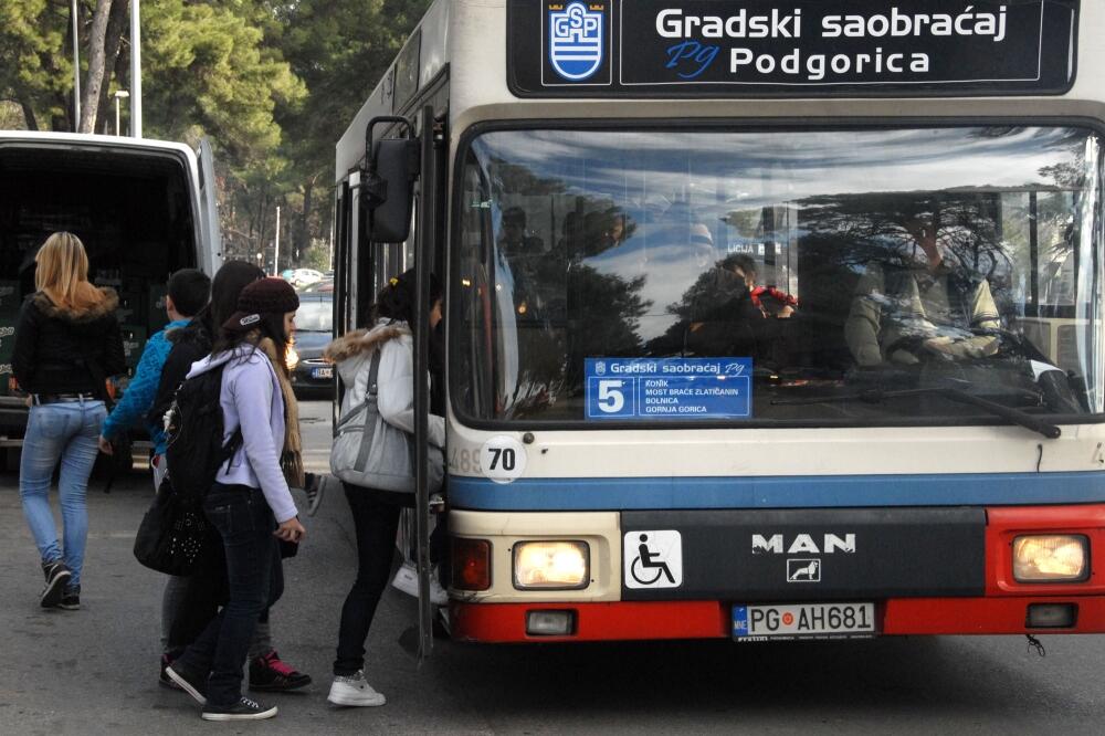 autobus, Foto: Vesko Belojević