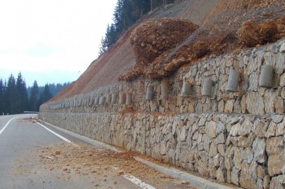 zaobilaznica, odron, Foto: Arhiva "Vijesti"