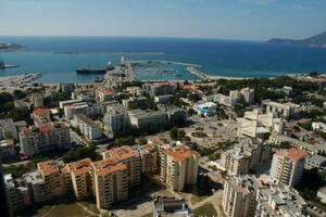 Nigerijac sa lažnim pasošem pokušao iz Bara da se prebaci u Bari