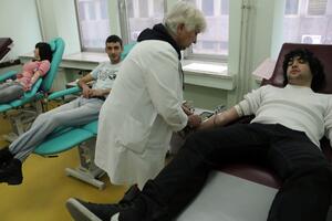 220 učenika Ekonomske škole iz Podgorice dalo krv