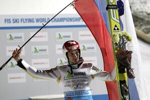 Kranjec rekordom karijere do prvog zlata