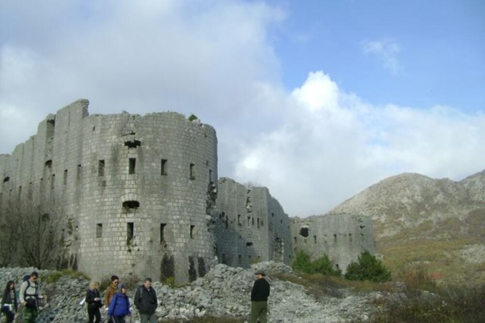 Tvrđava Kosmač, Foto: Rcc.int