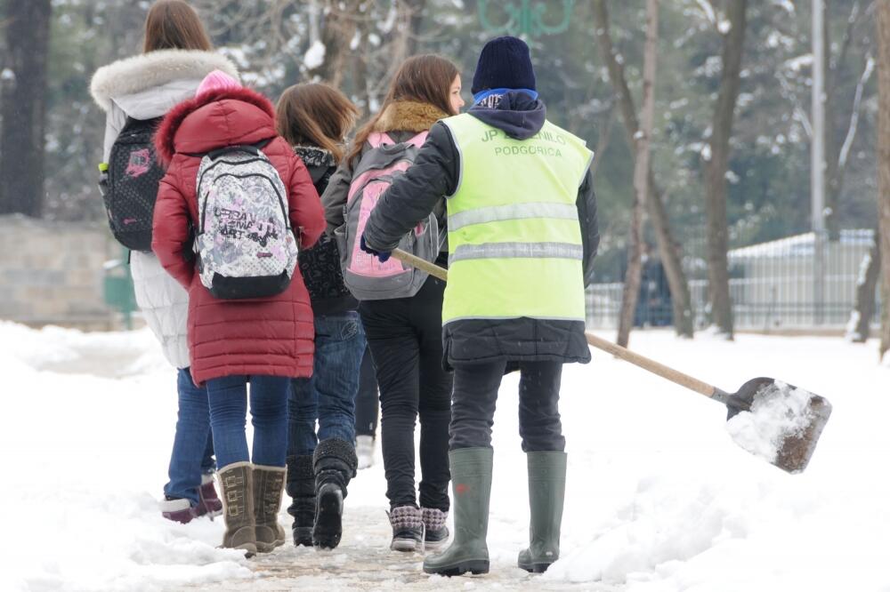 snijeg učenici, Foto: Luka Zeković