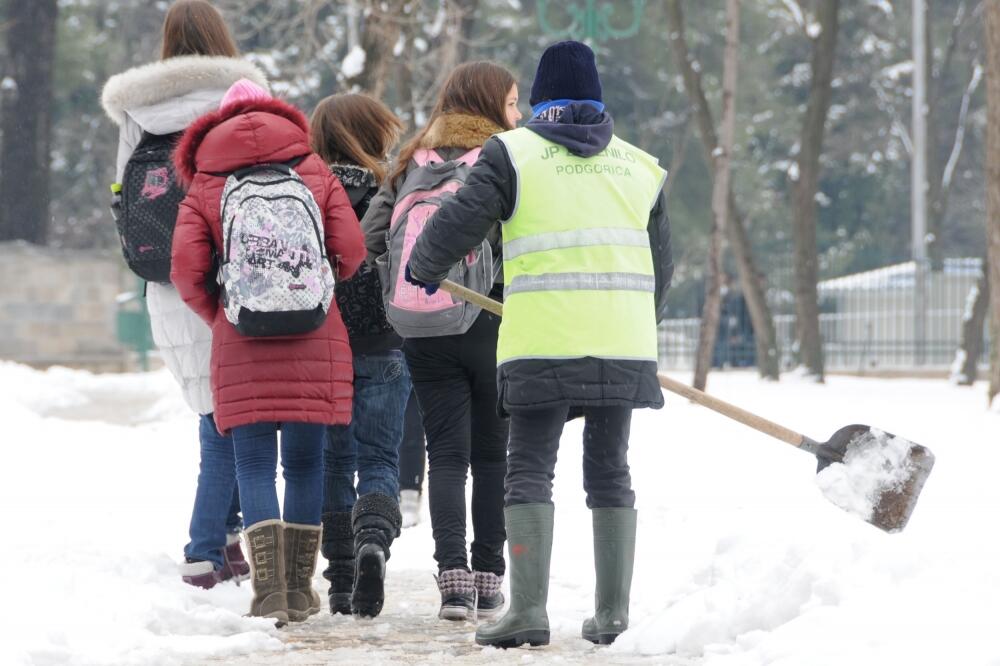 snijeg učenici, Foto: Luka Zeković