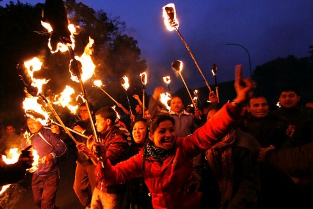 Nepal, spaljivanje vještice, Foto: Bikyamasr.com