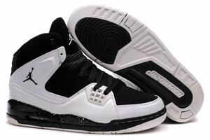 Šest prstiju na logu odalo lažne "džordanke"