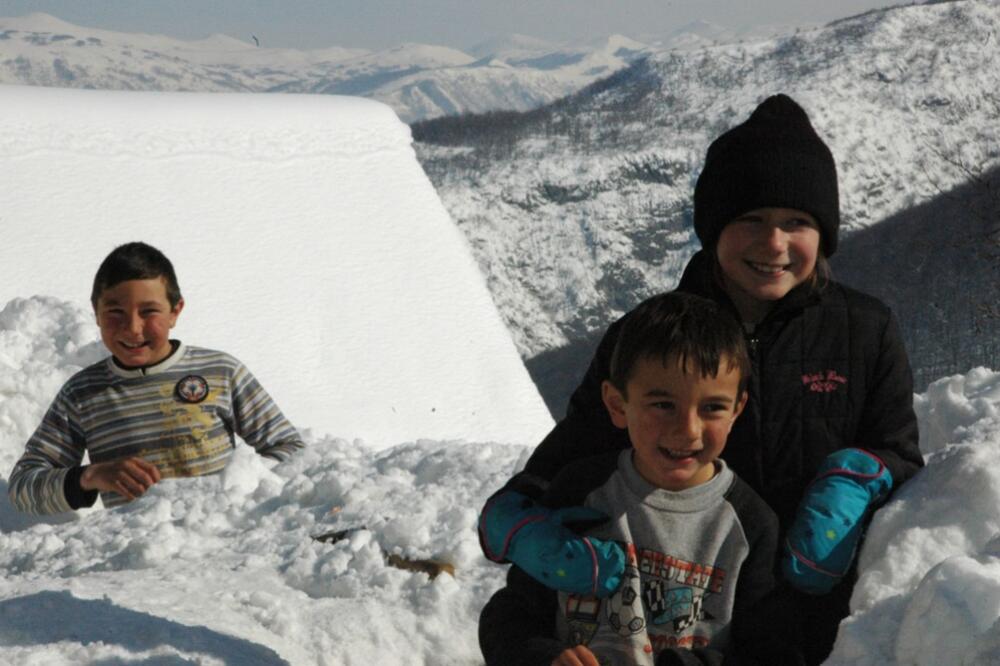 piva djeca snijeg, Foto: Ivan Petrušić