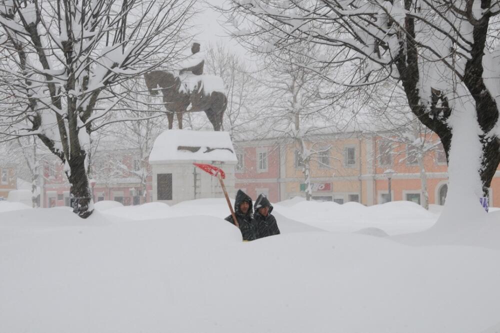 Nikšić, snijeg, Foto: Darko Bulatović