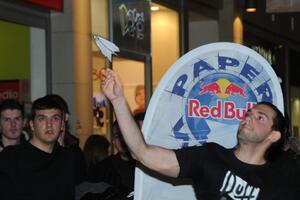 Šestoro ide na regionalni šampionat u bacanju papirnih aviona