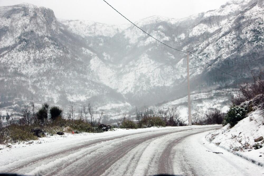Rumija, Bar snijeg, Foto: Anto Baković