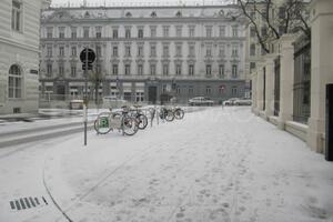 Bečki vodič za led i snijeg na srpskom. Pogledajte, može da koristi