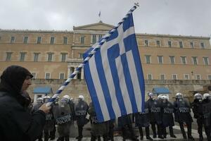 Grčka pred bankrotom: Vlada otpušta 15.000 zaposlenih