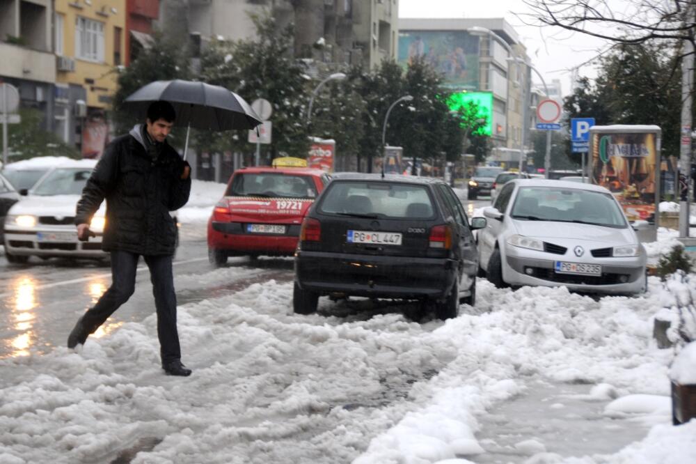 vrijeme, Podgorica, snijeg Podgorica, Foto: Boris Pejović