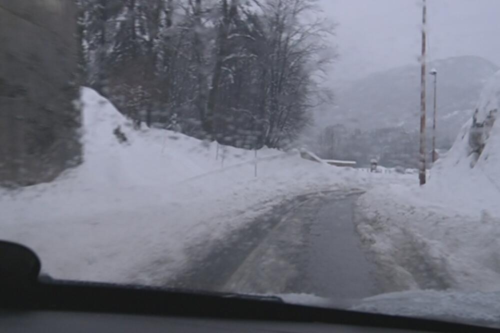 Cetinje, snijeg, Foto: Arhiva vijesti