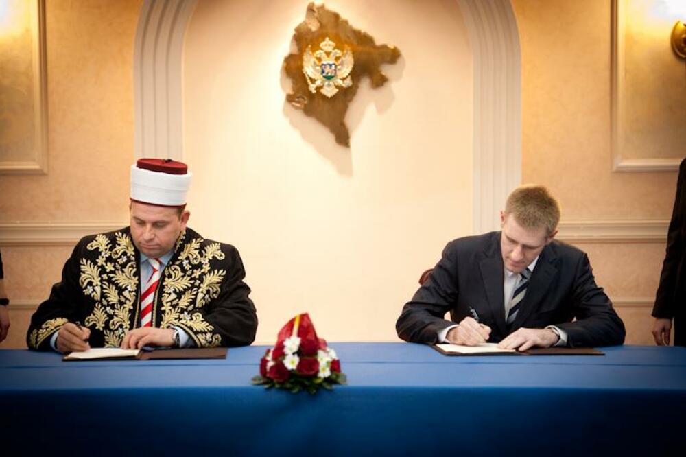 Rifat Fejzić, Igor Lukšić, Foto: Gov.me