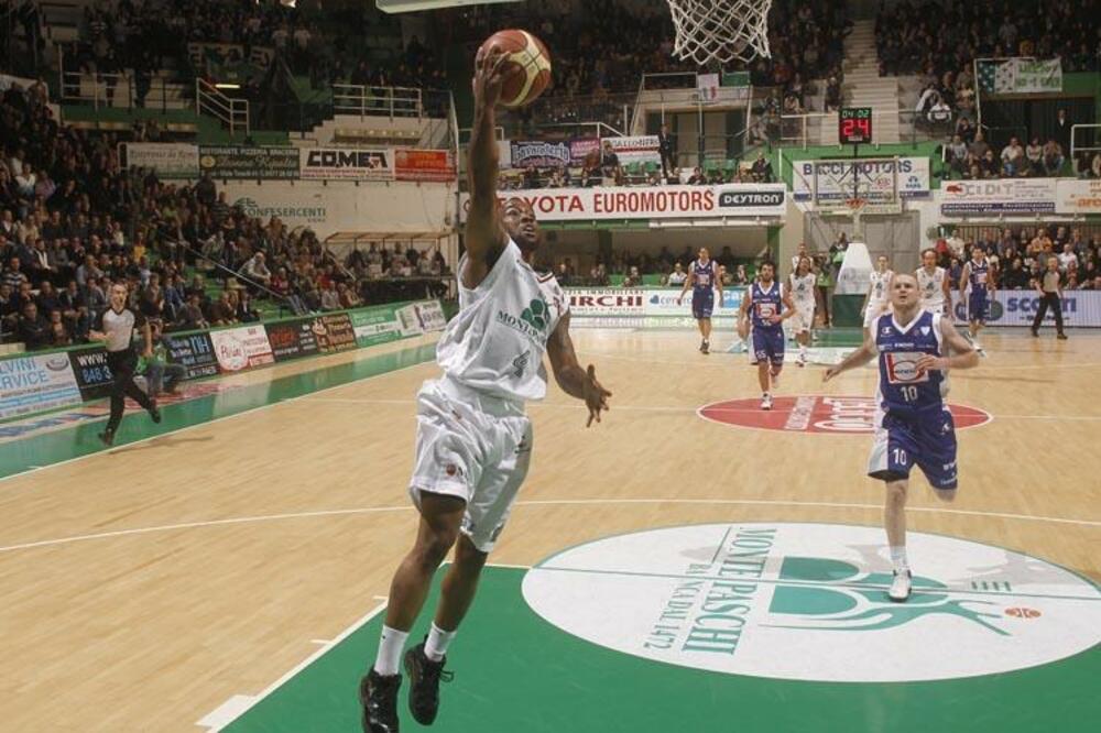 Bo Mekejleb, Foto: Http://www.menssanabasket.it/